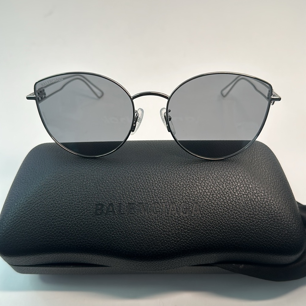 New Authentic Balenciaga™ BB0059SK 003 57 - Ruthenium - Picture 16 of 17